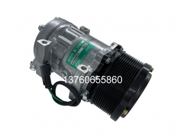 CAT330D2空调压缩机