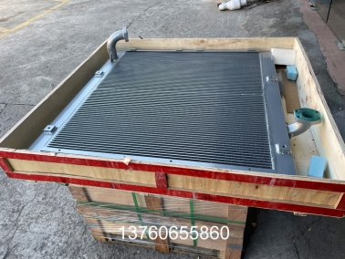 CAT374D液压油散热器